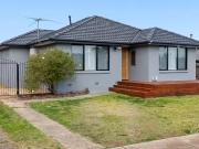 8 Gladstone Grove, Melton VIC 3337