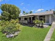 8 Guthrie Parade, Carrara, QLD 4211