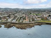 8 Marine Avenue, Sandycove, County Dublin Vincent...