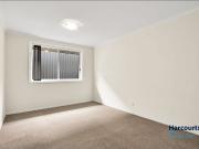 CLOSE TO SCHOOLS, SHOPS AND PARK!