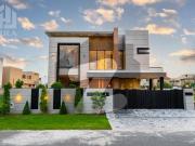 8 Marla Brand New Luxury House In Prime Location Of DHA...