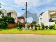 8 Marla Corner Commercial Plot For Sale