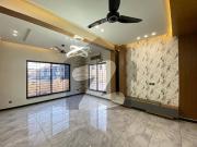 8 marla designer house for rent
