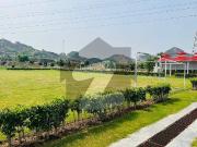 8 marla hot location plot for sale c block faisal hills