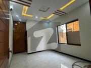 8 Marla House Brand New Luxury Modern Stylish Designer...