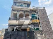 8 Marla House In Bani Gala For sale