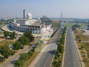 8 Marla Main boulevard Plot For Sale in lake city lahore