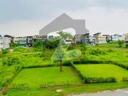 8 marla park face plot available for sale in cda sector...