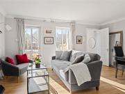 8 Minnowbrook, Terenure, Dublin 6W Mullery O Gara Estate...