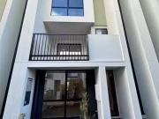 8 Ottawa Walk, Cranbourne West VIC 3977 House For Rent