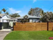 8 Oxford Street, Umina Beach House for rent Listed by...