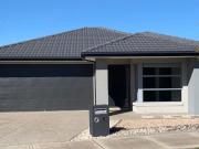 8 Pound Street, Craigieburn | Victoria Real Estate Agency