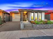 8 River Darling Pass, Blakeview, SA 5114