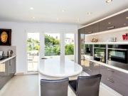 8 room luxury Villa for rent in Marbella, Andalusia