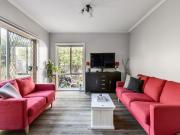 8 Sinclair Crescent, Macleod