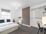 8 Spring Grove View, Leeds, LS6 1RW