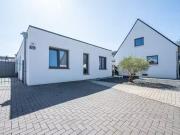 8 Zimmer 220 m² 628.000 € Kaufpreis Häuser in Herzogenrat.