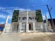 8M For Sale Modern 2 Story Duplex House & Lot in San...