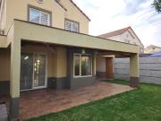 $ 1.000.000 Casa en Arriendo en San Bernardo 3...