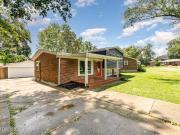 9011 Lantana Dr