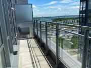 901 Rue de la Commune Est 816 Montréal QC H2L 0B9 1...