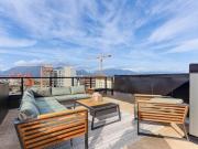 903 239 Keefer Street