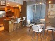 906 638 BEACH CRESCENT