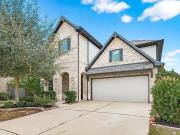 907 Warm Summer Dr, Richmond, TX 77406