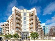 90 the landsdowne pembroke square grand canal dk dublin 4