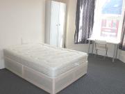 £910.00 PCM, 3 Bed Flat on Simonside Terrace NE6