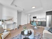 910 664 Spadina Avenue