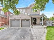 915 Oaktree Crescent, Newmarket, ON, L3X 2Z1 house for...