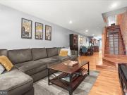 916 S Clinton Street