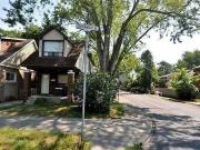 917 Greenwood Avenue Toronto ON M4J 4C2 3 Bedroom House...