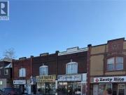 917 Wyandotte Street East