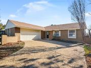 918 Sleepy Hollow Dr, Garland, TX 75043