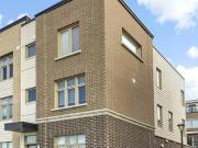 922 Moses Tennisco St Ottawa ON K1K 4Z8 3 Bedroom House...