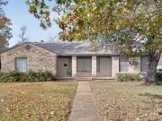 9263 Forest Hills Blvd, Dallas, TX 75218