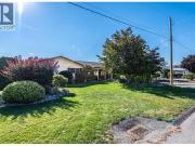 949 Panorama Crescent, Oliver, BC, V0H 1T6 house for... 949 Panorama Crescent, Oliver, BC, V0H 1T6 house for...