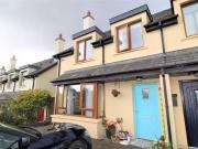 94 Fort Hill, Moneygurney, Douglas, Co. Cork is for rent