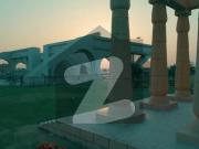 950 Square Feet Flat For Rent In Bahria Town Karachi...