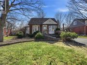 952 Danforth Avenue, Burlington, ON, L7T 1S8 house for...