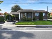 955 Rue Nadeau, Saint Jean Sur Richelieu, QC, J2X 4R3...