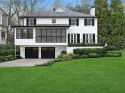 956 W Wesley Road NW