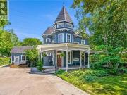 957 Beach Boulevard, Hamilton, ON, L8H 6Z7 Luxury House...