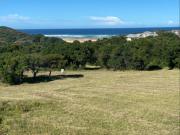 963 m² Land available in Cove Rock