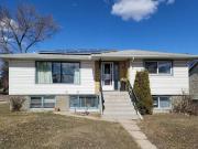 9656 63 Ave Nw Edmonton AB T6E 0G5 2 Bedroom House for...