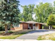 972 Southlawn Drive, Peterborough South East, ON, K9J...