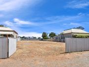 982m2 APPROX. PARCEL OF LAND