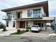 983 sqm House and Lot at Lake View Heights Tagaytay...